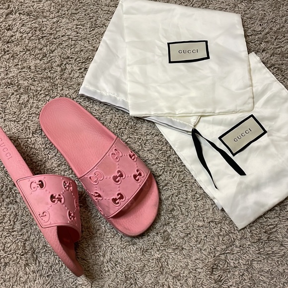 Salmon Gucci slides - Picture 4 of 4